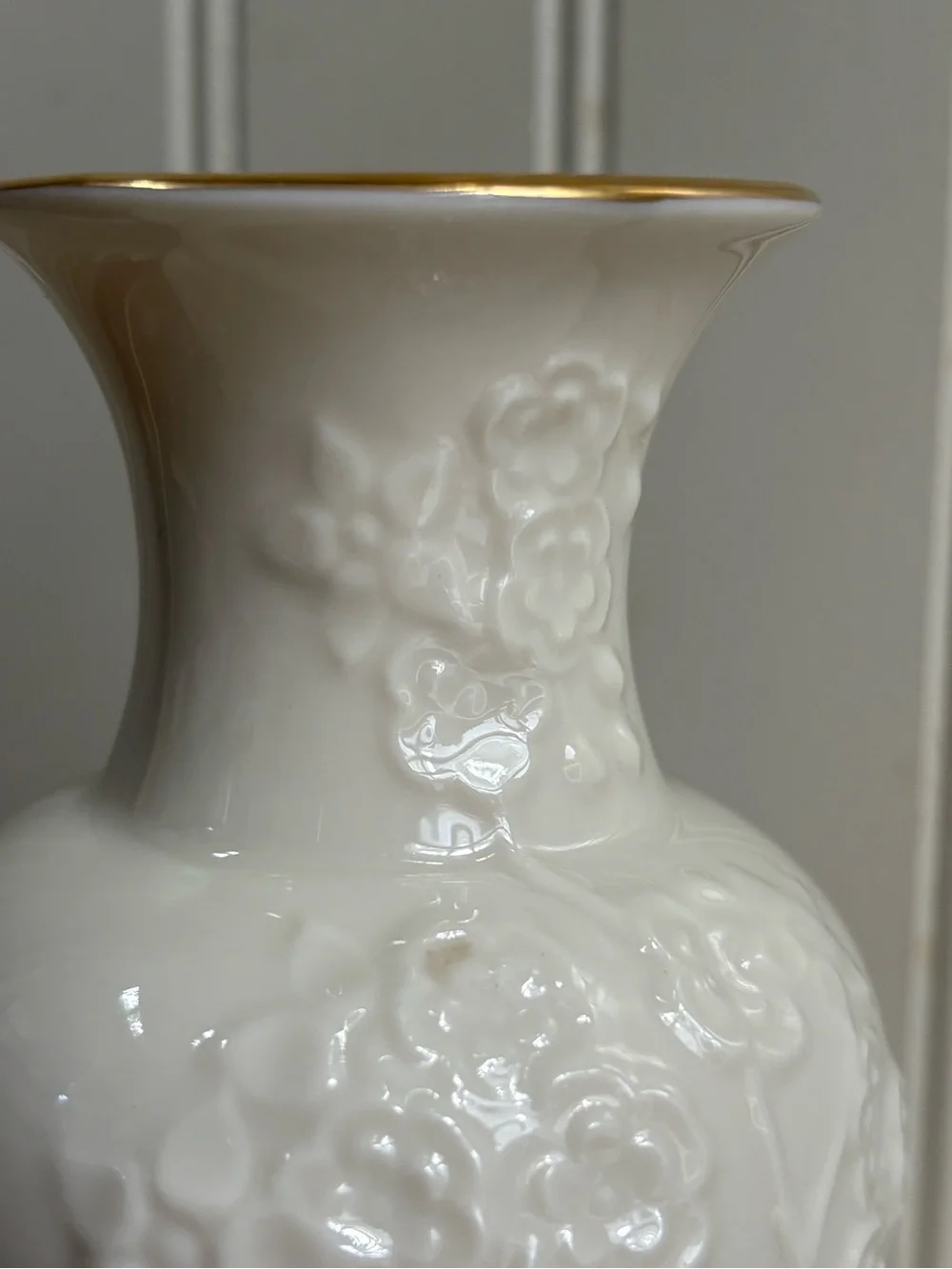 Vintage Lenox Ming Blossom Ivory Porcelain Bud Vase Embossed Floral 24k Gold VTG